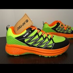HI-TEC Demolisher Low Trail Running Shoes Sneakers Green/Orange/Black Mens 11